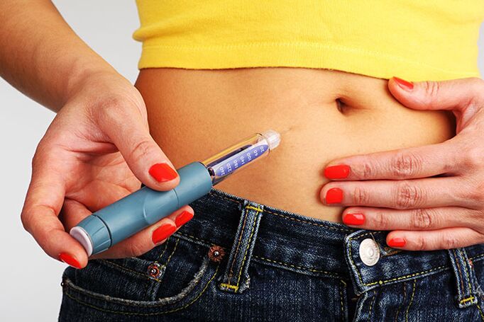 Insulin injection is an effective but dangerous method of rapid weight loss