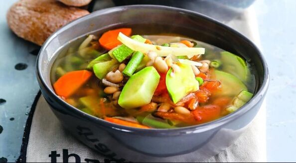 Vegetable soup - an easy starter on Magga's menu